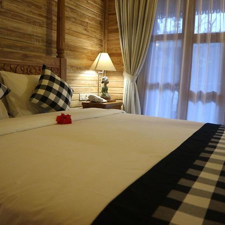 De Umah Bali Eco Tradi Home Bangli Экстерьер фото